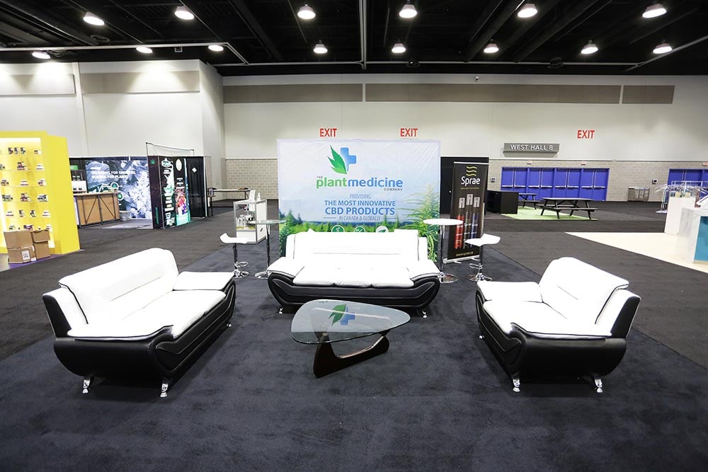 LIFT 2019 Convention — LEVY show build, photo 08.